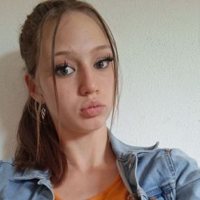 Jalissa, Babysitter in IJsselstein