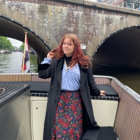 Anna, Oppas in Amsterdam