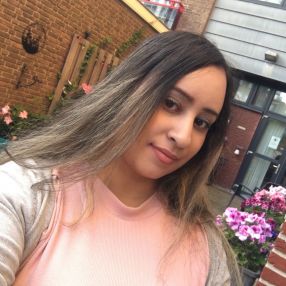 Amna, Babysitter in Rijswijk