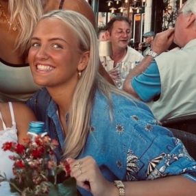 Hanna, Babysitter in Castricum