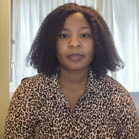 Onyimon, Babysitter in Leidschendam