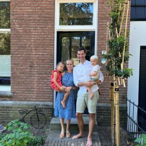 Lien, Gezin in Ede