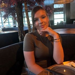 Bo, Babysitter in Oostvoorne