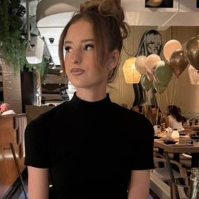 Olivia, Oppas in Zuid-Beijerland