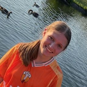 Nienke, Babysitter in Veldhoven
