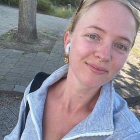 Anna, Babysitter in Almere