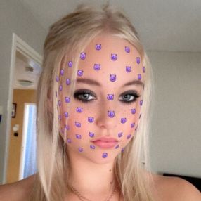 Isabel, Babysitter in Dedemsvaart