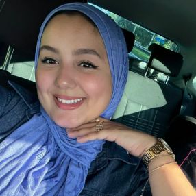 Mariam, Oppas in Nieuw-Vennep