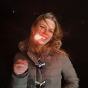 Julia, Oppas in Winsum