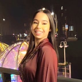 Zaina, Oppas in Voorhout