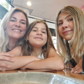 Sharon, Family in Weert