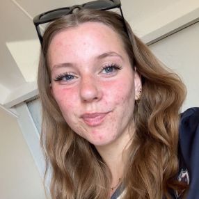 Maura, Oppas in Winschoten