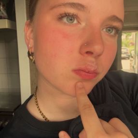 Sanne-Fleur, Babysitter in Bovensmilde