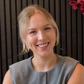 Sanne, Babysitter in Zeewolde