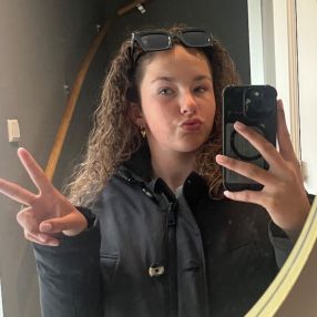 Julia, Babysitter in Aalsmeer