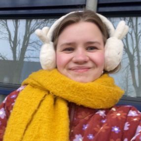 Veerle, Oppas in Uithuizen
