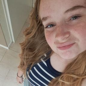 Demi, Babysitter in Vaassen