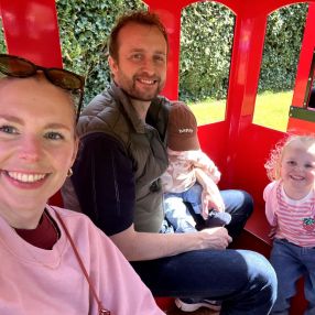 Kim, Gezin in Bussum