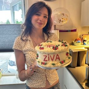Ziva, Oppas in Raalte
