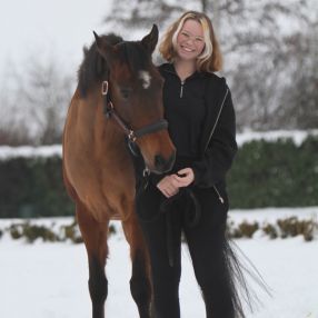 Nathasja, Babysitter in Zuidland