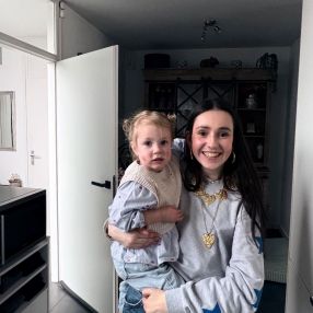 Guusje, Oppas in Vught