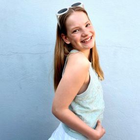 Ava, Babysitter in Maassluis