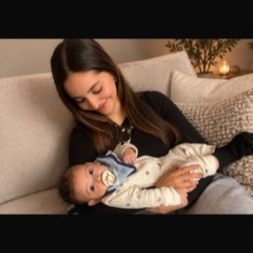 Joline, Babysitter in Meijel