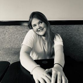Roos, Babysitter in Alphen aan Den Rijn