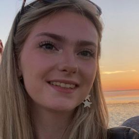 Yocé, Oppas in Rijssen