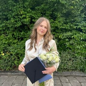Viktoriia, Oppas in Uithuizermeeden