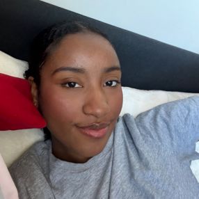 , Babysitter in Zetten