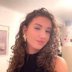 Annabel, Oppas in Twello