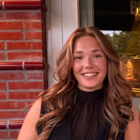 Evie, Oppas in Boxtel