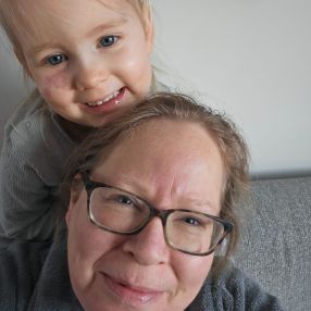 Natascha, Oppas in Huizen