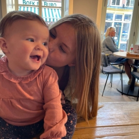 Fleur, Oppas in 's-Heerenberg