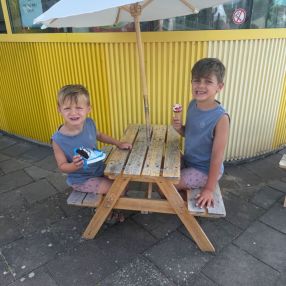 Sefa, Family in Schiedam