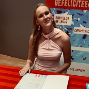 Maaike, Oppas in Assendelft