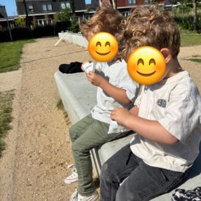 Maudey, Gezin in Assendelft