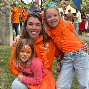Iris, Family in Utrecht
