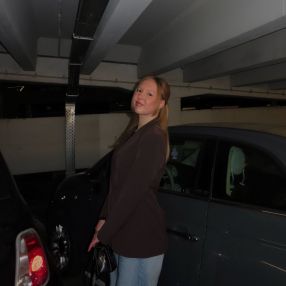 Mirthe, Babysitter in Sleeuwijk