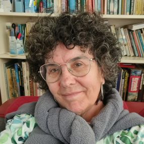 Marianne, Babysitter in Heemskerk