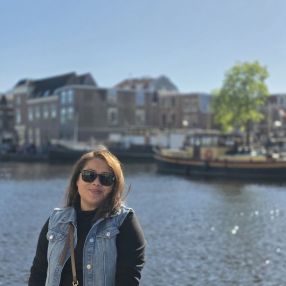 Miss, Oppas in Alkmaar