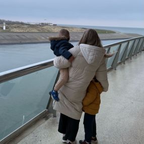 Wanda, Babysitter in Den Helder