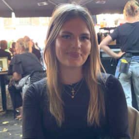 Birte, Babysitter in Prinsenbeek