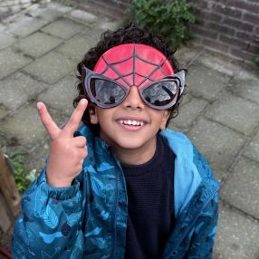 Aiman, Gezin in Veghel