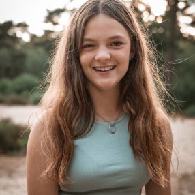 Elin, Babysitter in Hardinxveld-Giessendam