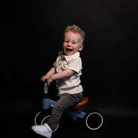 Iris, Family in Wierden
