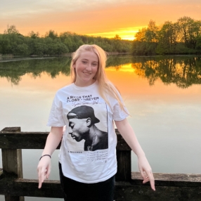 Norah, Oppas in Westerwolde