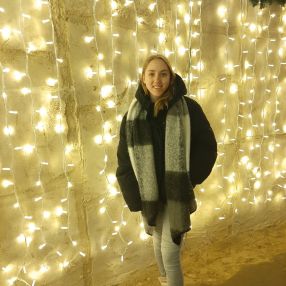 Mandy, Oppas in Maarssenbroek