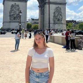 Chelsey, Oppas in Sint Pancras